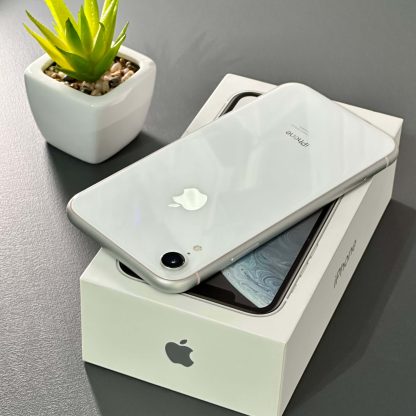 iPhone XR 128GB Branco - Tela de 6.1" - (SEMINOVO) - Image 7