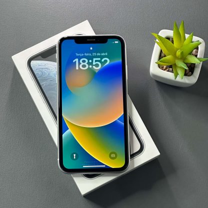 iPhone XR 64GB Branco - Tela de 6.1" - (SEMINOVO) - Image 9