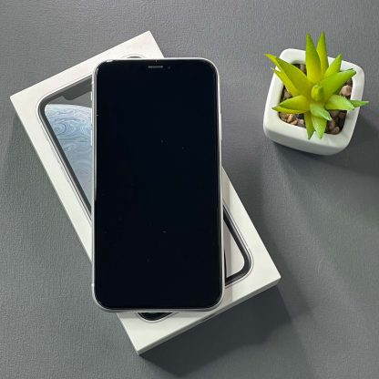 iPhone XR 64GB Branco - Tela de 6.1" - (SEMINOVO) - Image 8