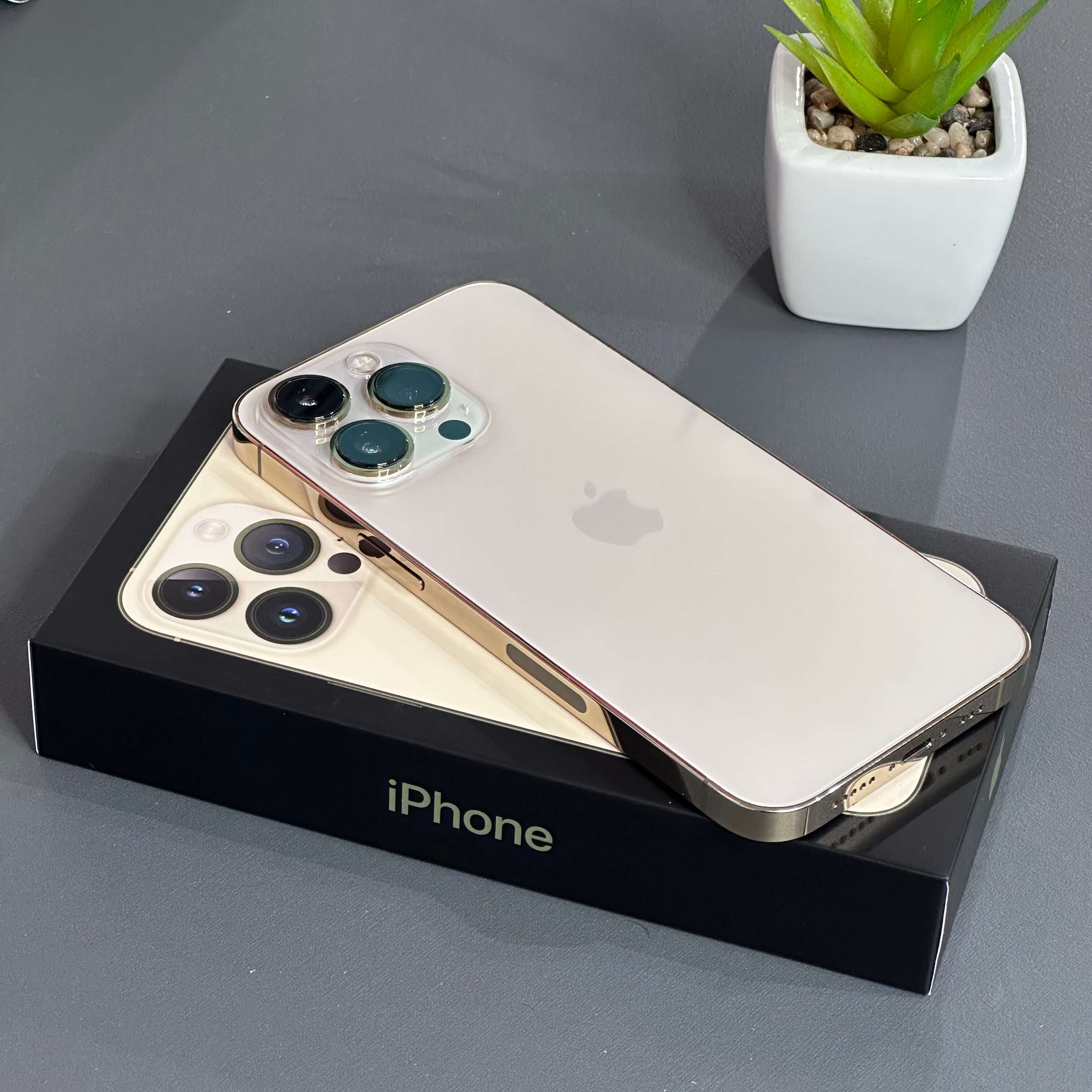 iPhone 13 Pro 128GB Dourado - Saúde de bateria: 🔋100% - Tela de 6.1" - (SEMINOVO) - Image 3