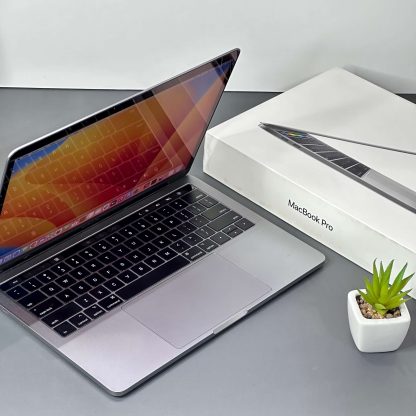 Macbook Pro 13" Intel Core i5 8GB Ram 512GB SSD - Cor Cinza Espacial - (SEMINOVO) - Image 3
