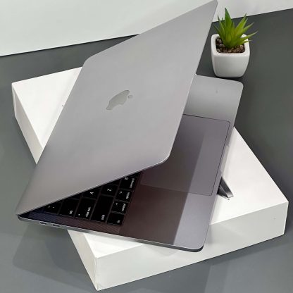 Macbook Pro 13" Intel Core i5 8GB Ram 512GB SSD - Cor Cinza Espacial - (SEMINOVO) - Image 7