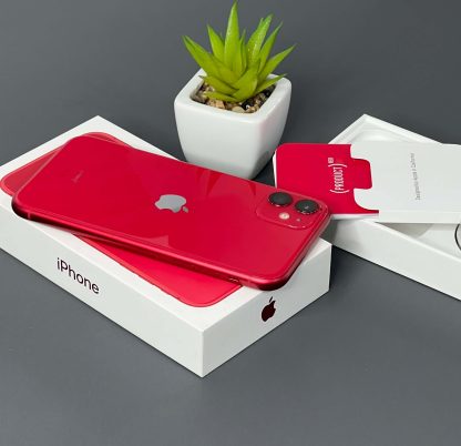 iPhone 11 64GB Vermelho - Tela de 6.1" - (SEMINOVO) - Image 6