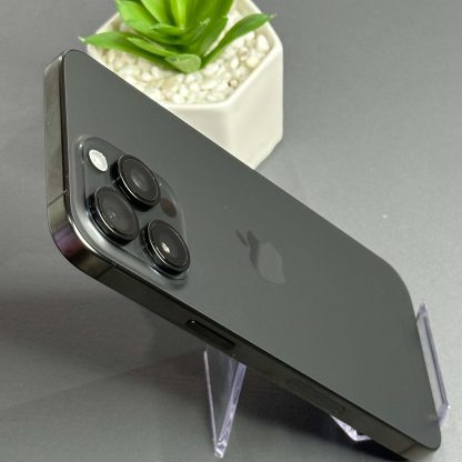 iPhone 15 Pro Max 256GB Titânio Preto - Tela de 6.7" - (SEMINOVO) - Image 3