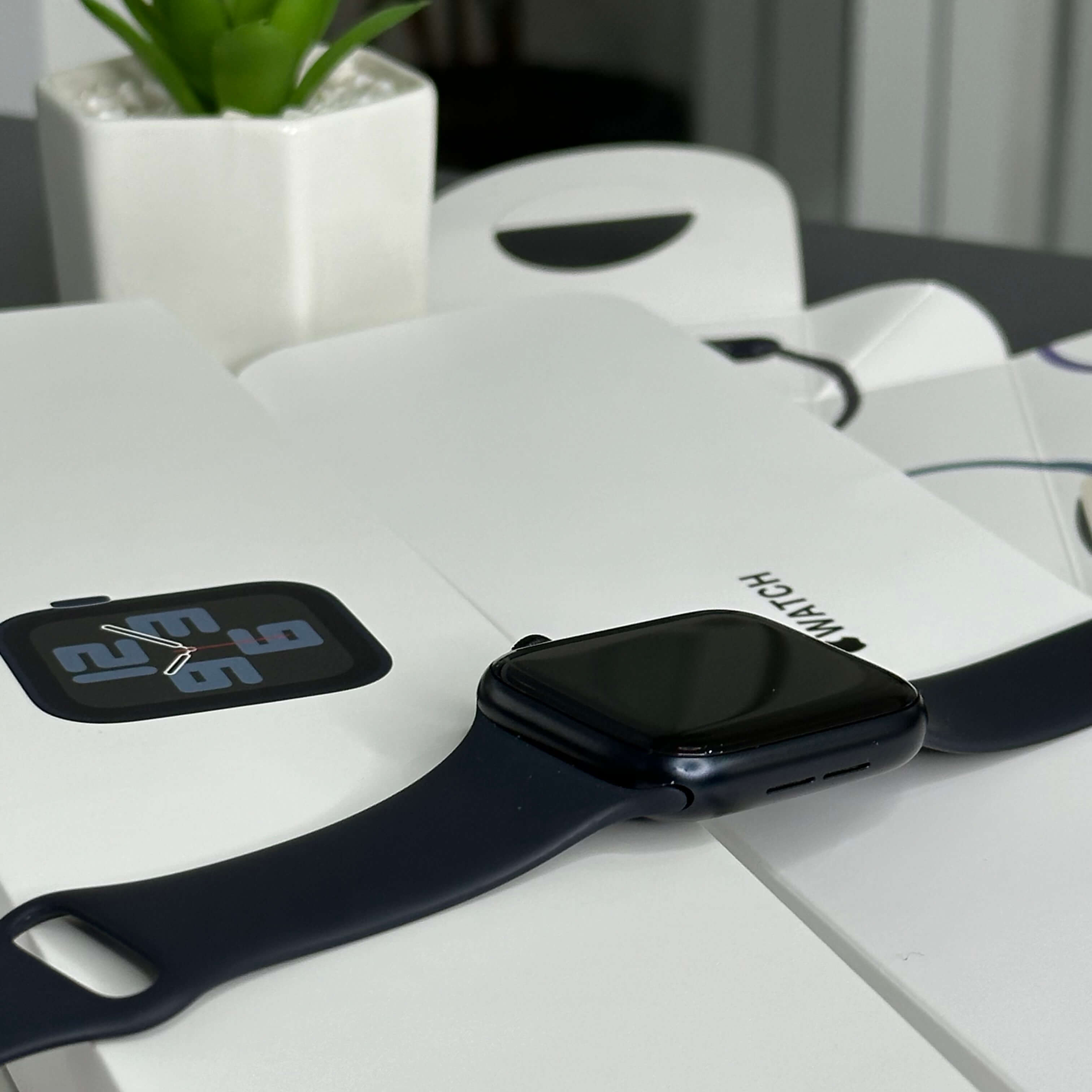 Apple Watch SE (2ª Geração) Midnight - Saúde de bateria: 🔋94% - 40mm (GPS) (SEMI NOVO) - Image 3
