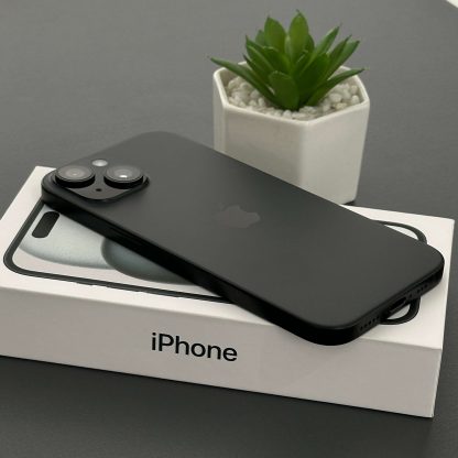 iPhone 15 128GB Preto - Tela de 6.1" - (SEMINOVO) - Image 3