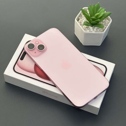 iPhone 15 Plus 128GB Rosa  - Tela de 6.7" - (SEMINOVO) - Image 2