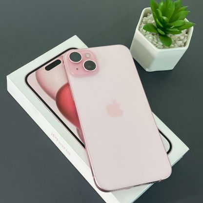 iPhone 15 Plus 128GB Rosa  - Tela de 6.7" - (SEMINOVO) - Image 3