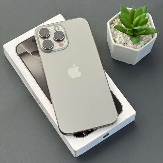 iPhone 16 Pro Max 256GB Titânio Natural - Saúde de bateria: 🔋95% - Tela de 6.9