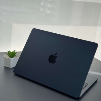 MacBook Air M2 13” – 8GB RAM – 256GB SSD - Saúde de bateria: 🔋91% - Midnight - (SEMINOVO)