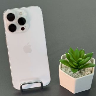 iPhone 16 Pro 128GB Titânio Branco - Saúde de bateria: 🔋100% - Tela de 6.3