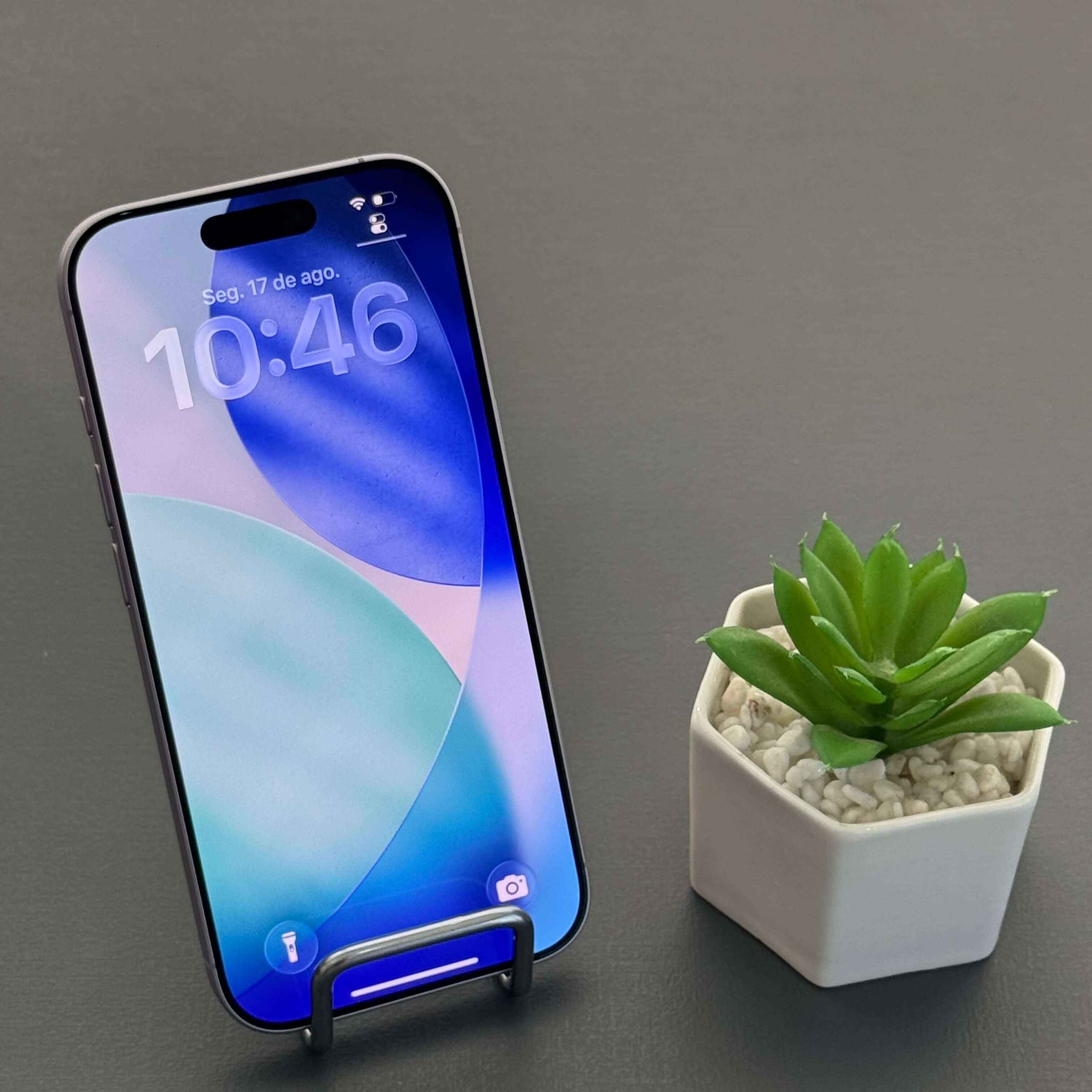 iPhone 17 256GB Lavanda - Saúde de bateria: 🔋100% - Tela de 6.3" - (SEMINOVO) - Image 8