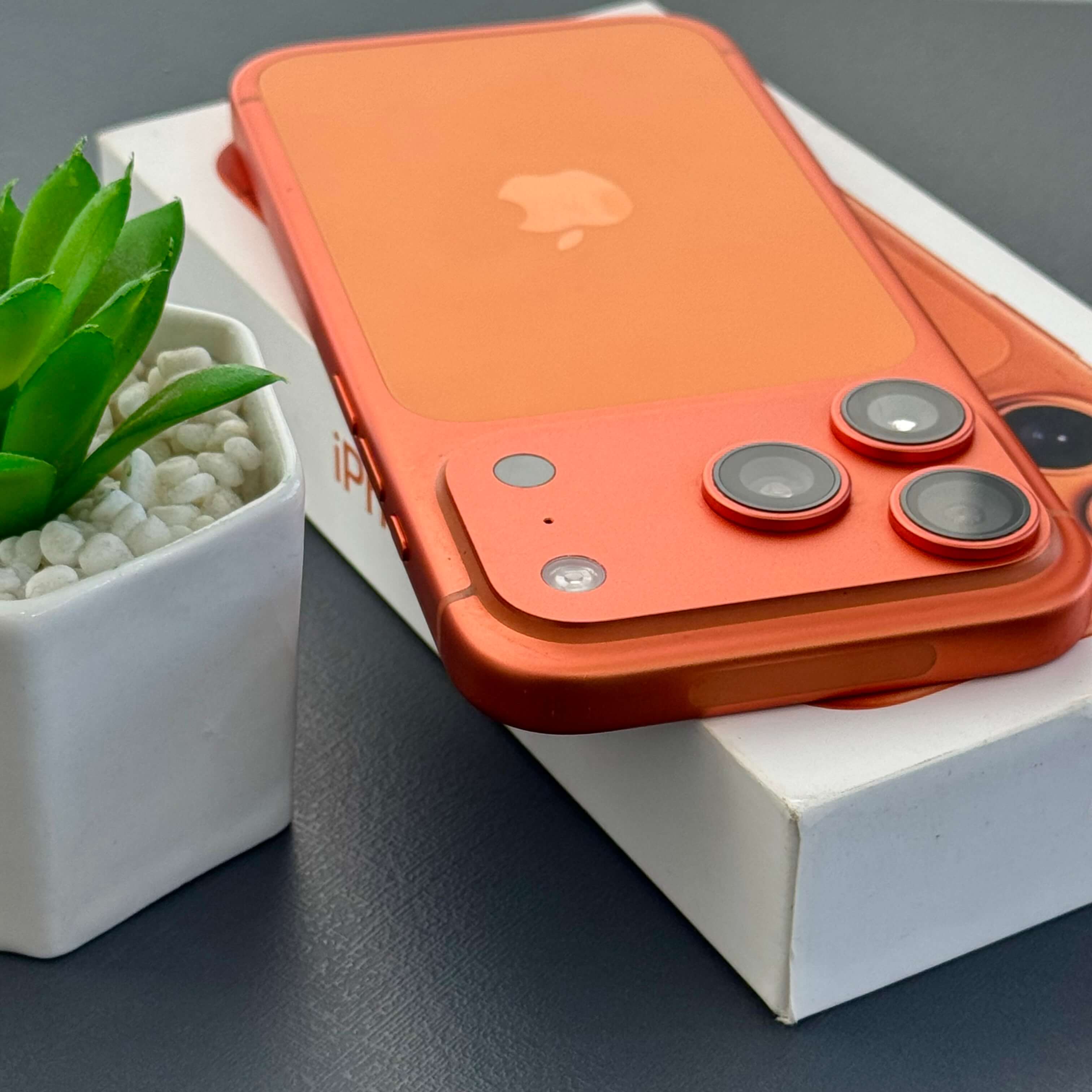 iPhone 17 Pro 512GB Cosmic Orange - Saúde de bateria: 🔋93% - Tela de 6.3" - (SEMINOVO) - Image 8
