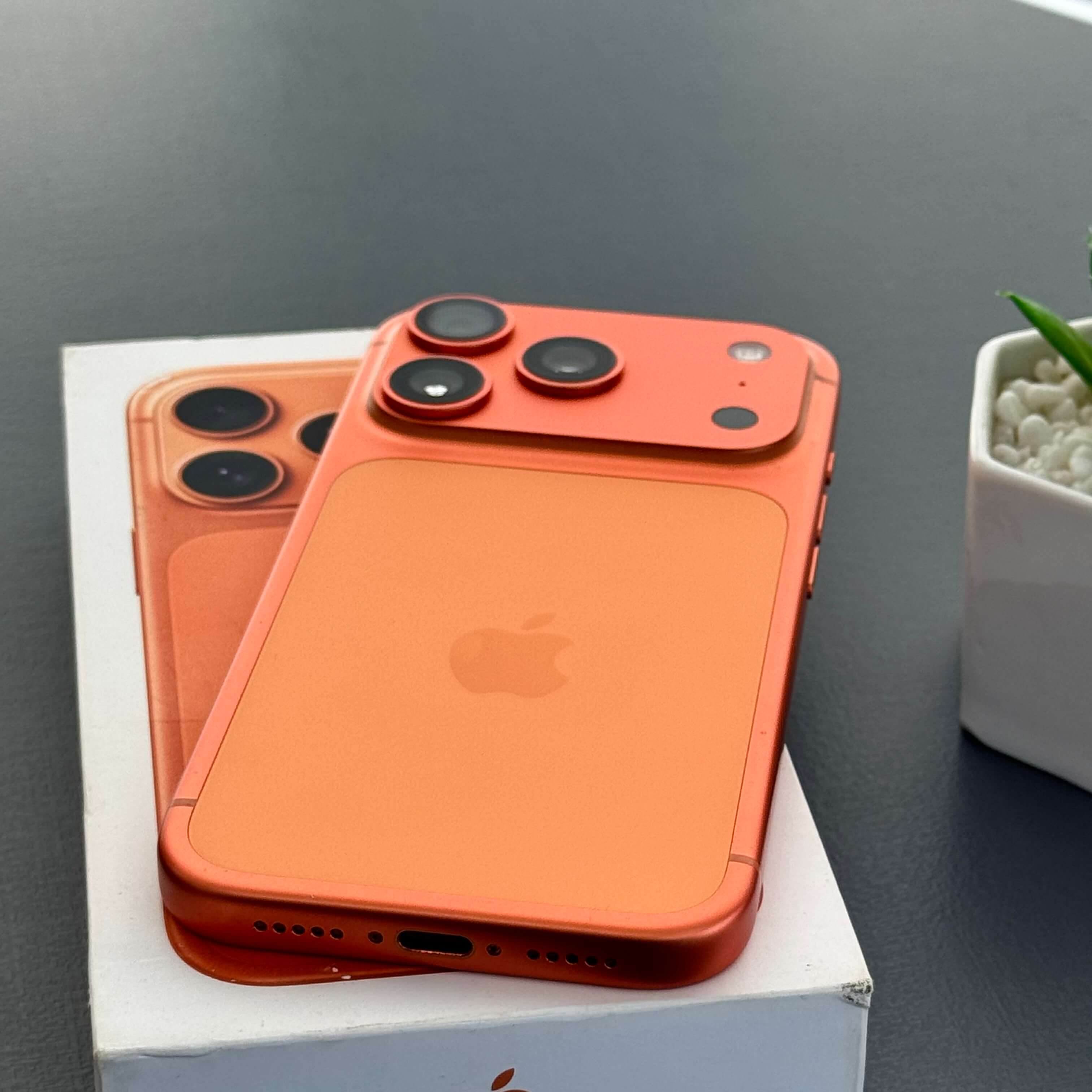 iPhone 17 Pro 512GB Cosmic Orange - Saúde de bateria: 🔋93% - Tela de 6.3" - (SEMINOVO) - Image 9